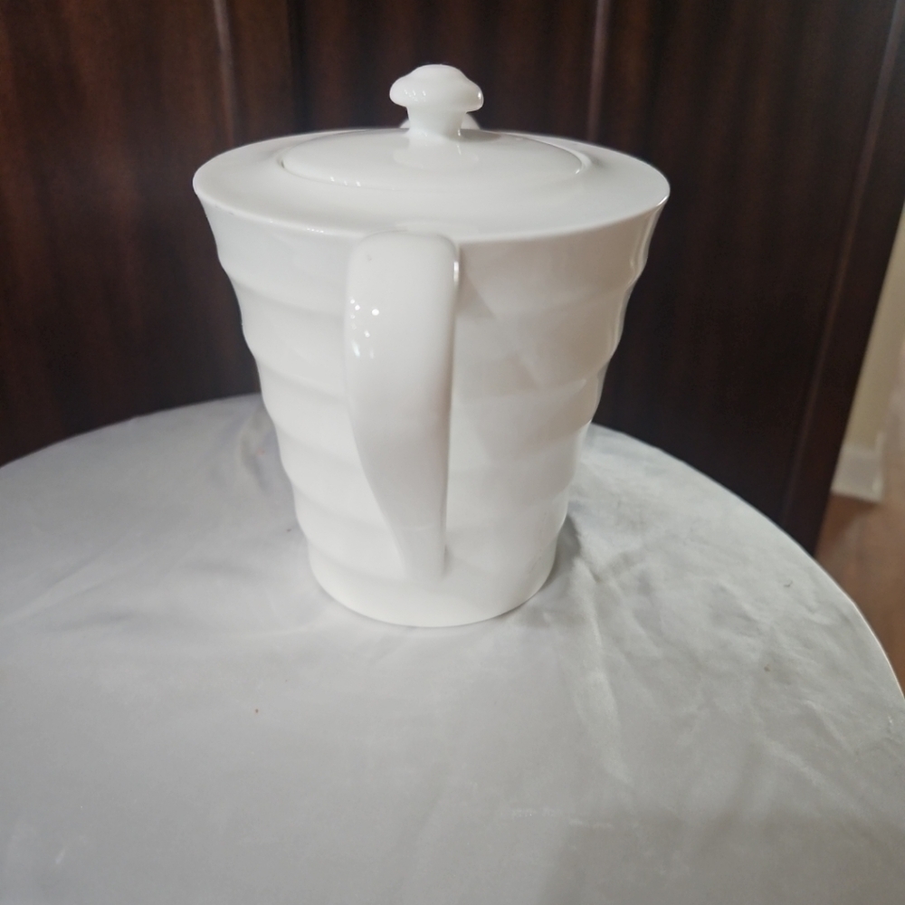 Jeff Banks for Churchhill Teapot White Cirque Fine China - Picture 2 of 10